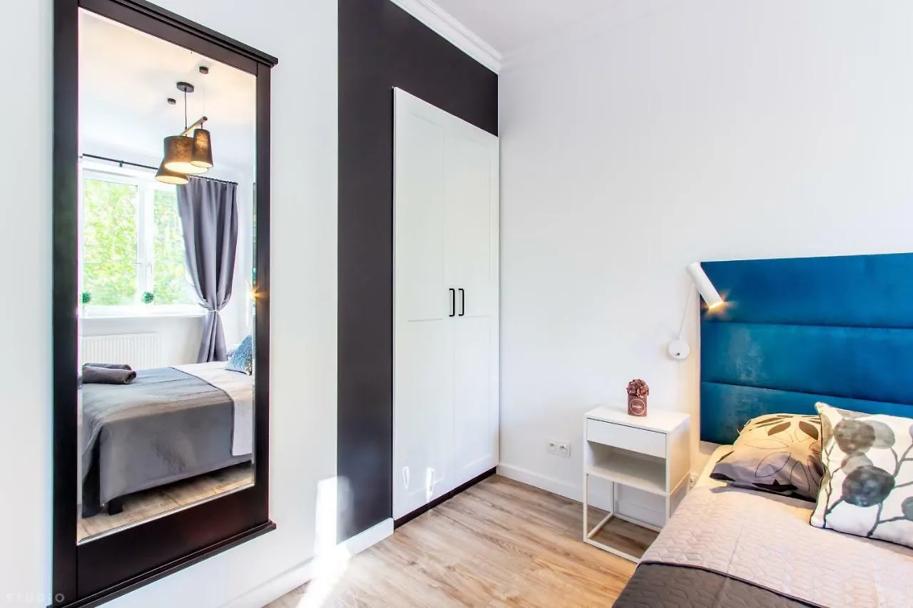Clicktheflat The Warsaw Rising Museum Apartments